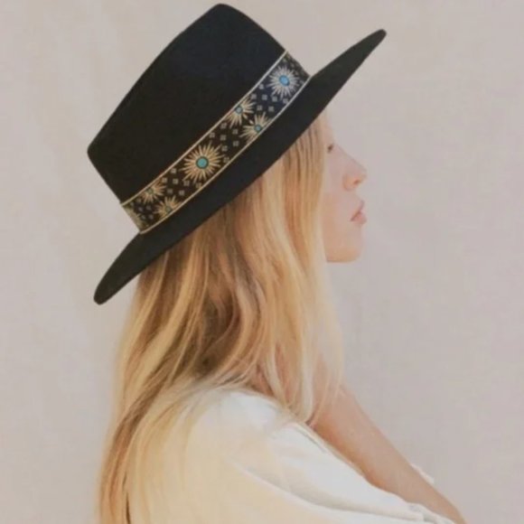 The Phoenix Classic Fedora Hat NWT size M main image 7